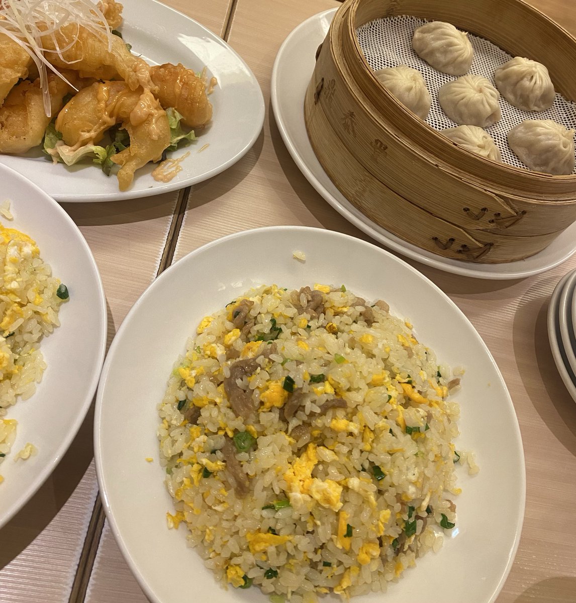 PQRQQ00's tweet photo. 🌻〖鼎泰豐/なんば 〗
本店が台湾にある中華
色んな種類がある小籠包はマスト
メニューが豊富で定期的に訪れたくなるお店
高島屋の7階にあります😋🫧

#チャーハン #なんば中華 https://t.co/tN2VdcX8Oo