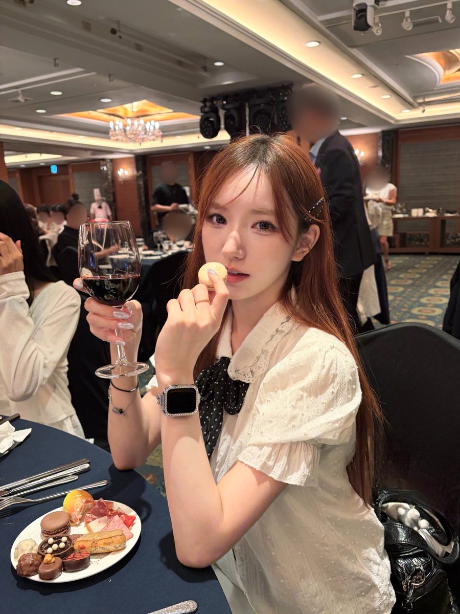 geeniusofficial's tweet photo. #여길보시온

짠➿🍷

#지니어스 #Geenius
#시온 #Sion #シオン https://t.co/GrOlHo6jBN