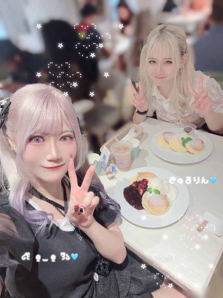 CinderellaGMB's tweet photo. 🇸🇬のお友達とパンケーキ🥞🎀
美味しかった໒꒰ྀི,,ᴗ ̫ ᴗ,,꒱ྀི১🤍⟡.· https://t.co/Dwty9kYr3Y