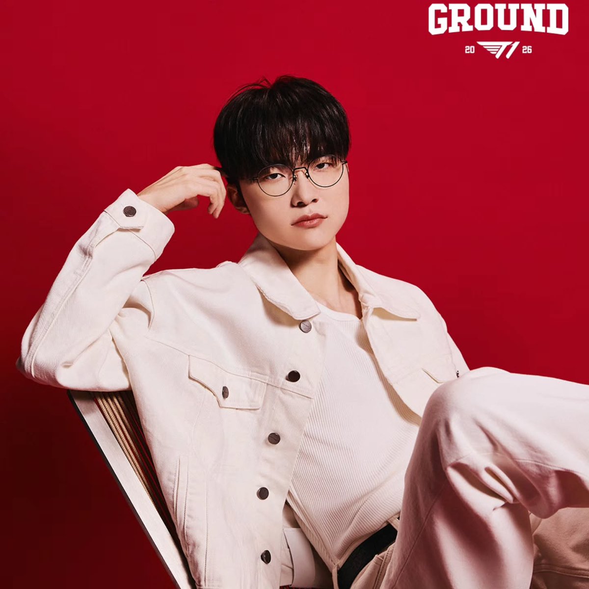 히든 tweet media