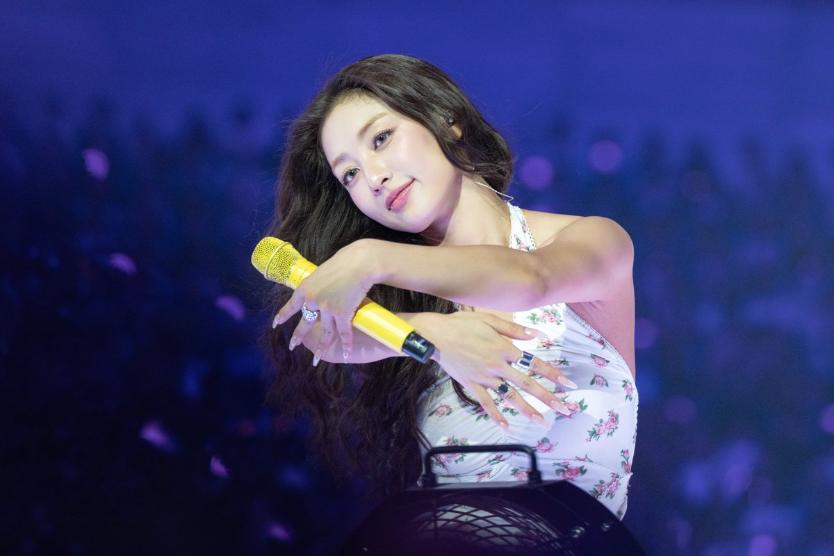 twicerunner's tweet photo. 260711 트와이스 콘서트 This is for 지효

#트와이스 #지효 #TWICE #JIHYO
#TWICE_THISISFOR_WORLD_TOUR https://t.co/kQYswz5232