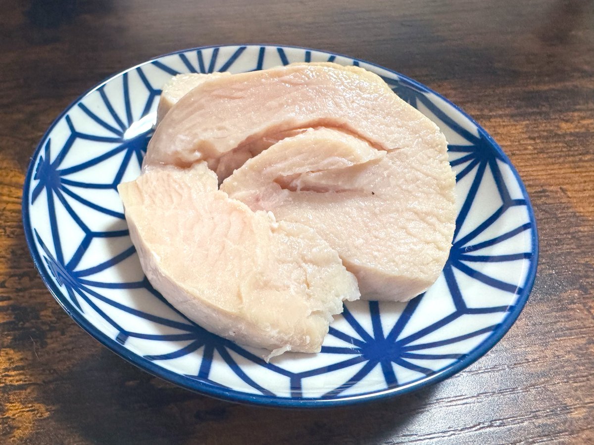 new_wind0103's tweet photo. 鶏ハムの出来が良すぎて感動した😭 https://t.co/qFgac0uWVc