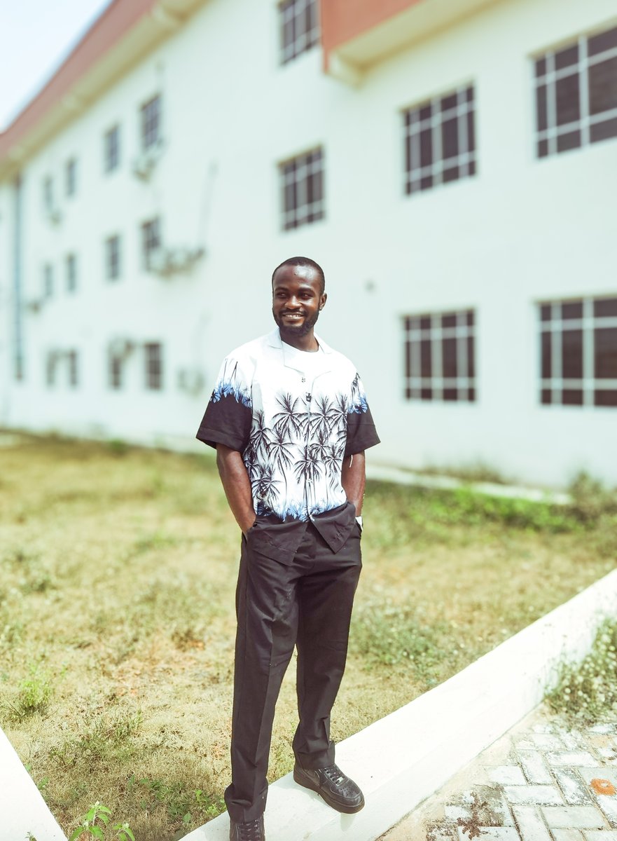 veek_kee's tweet photo. GM
My name is Victor, a 400L computer science student. No big deal, since 100level, I've been ingesting knowledge and I feel this is the right time to start building real world projects without full dependence on AI.
I want to connect with cs student, front/backend engineers. https://t.co/uWh3Sn6Svs
