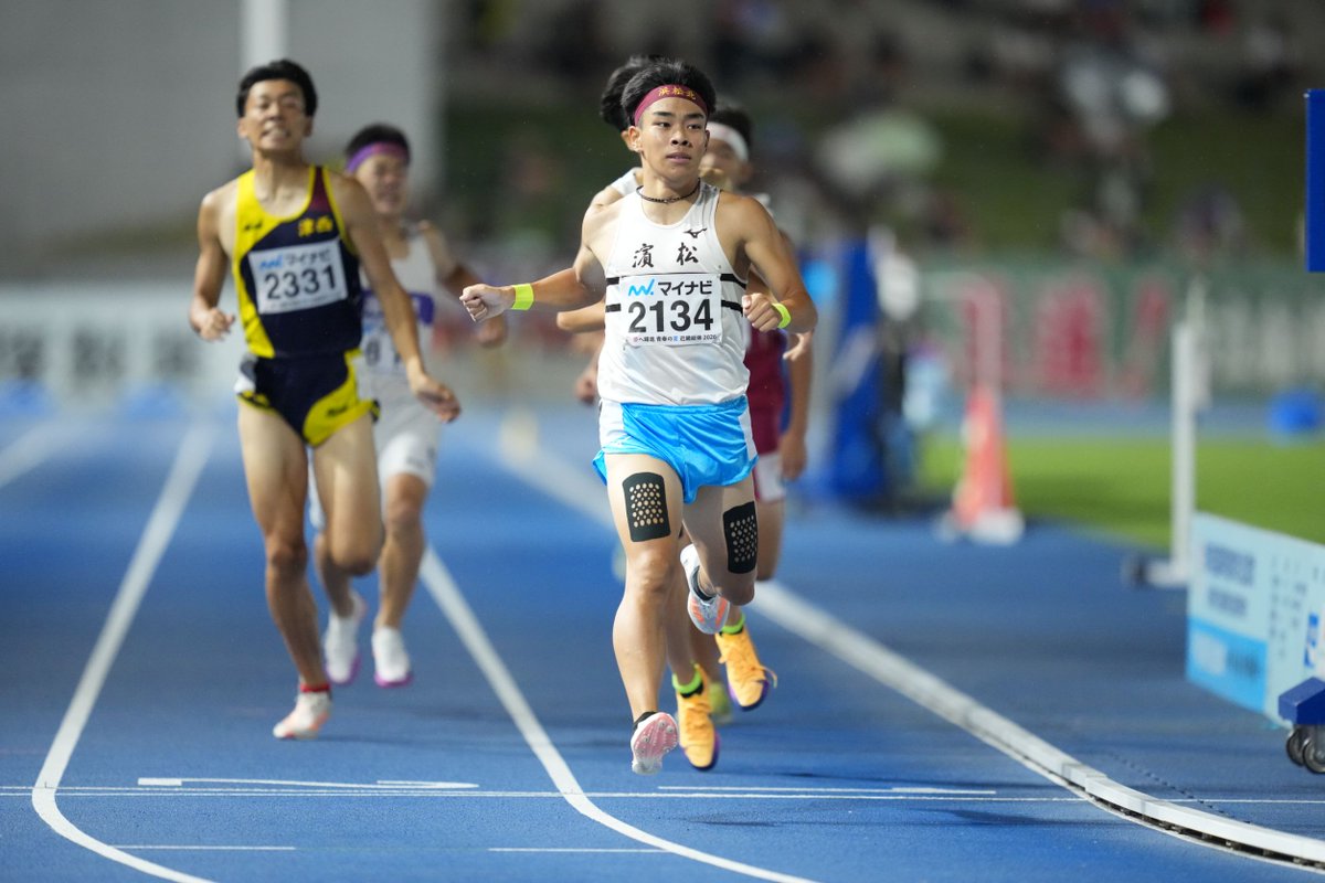 Getsuriku's tweet photo. #滋賀IH
男子800m

8組
神谷幌（浜松北3静岡）1.51.80
木南佑哉（八千代松陰2千葉）1.52.26
磯﨑透生（津西3三重）1.52.67 https://t.co/966WckVkMy
