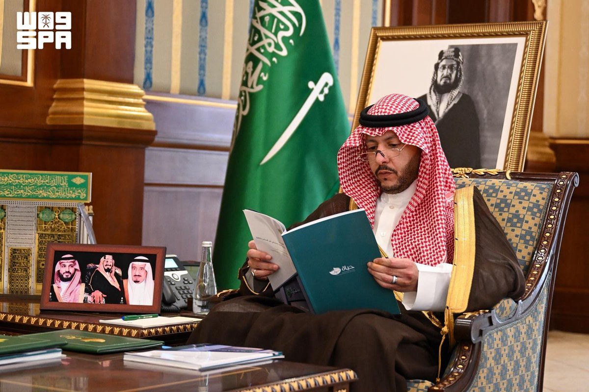 SPAregions's tweet photo. نائب أمير المدينة المنورة يستقبل رئيس مجلس إدارة جمعية حياة الخيرية.
https://t.co/jPDtREY861
#واس https://t.co/5EWAysWxB0