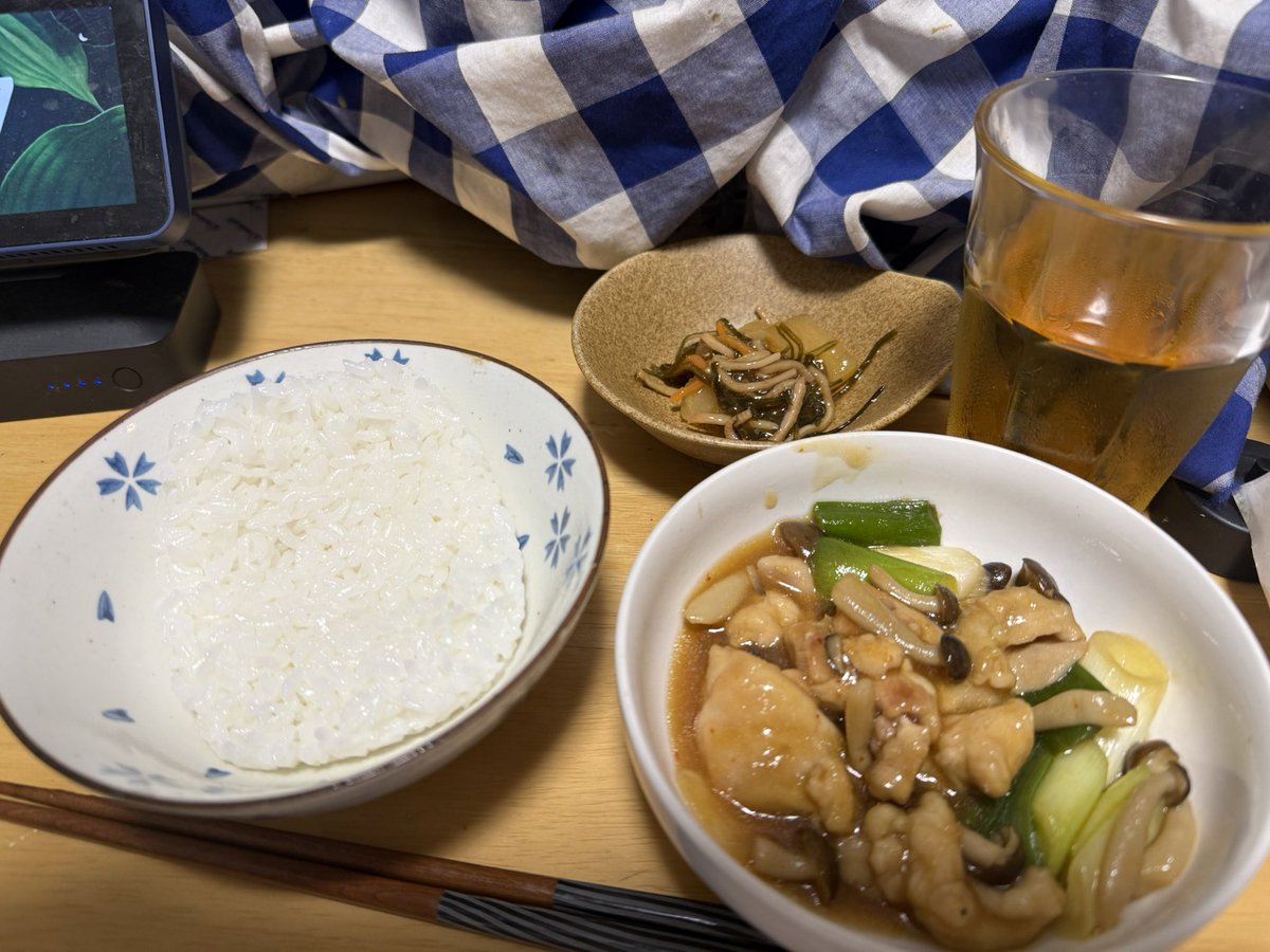 dj_joheim's tweet photo. 今日はガリバタチキン。職場の方からいただいた松前漬けを添えて。 https://t.co/N5uyc99D9H