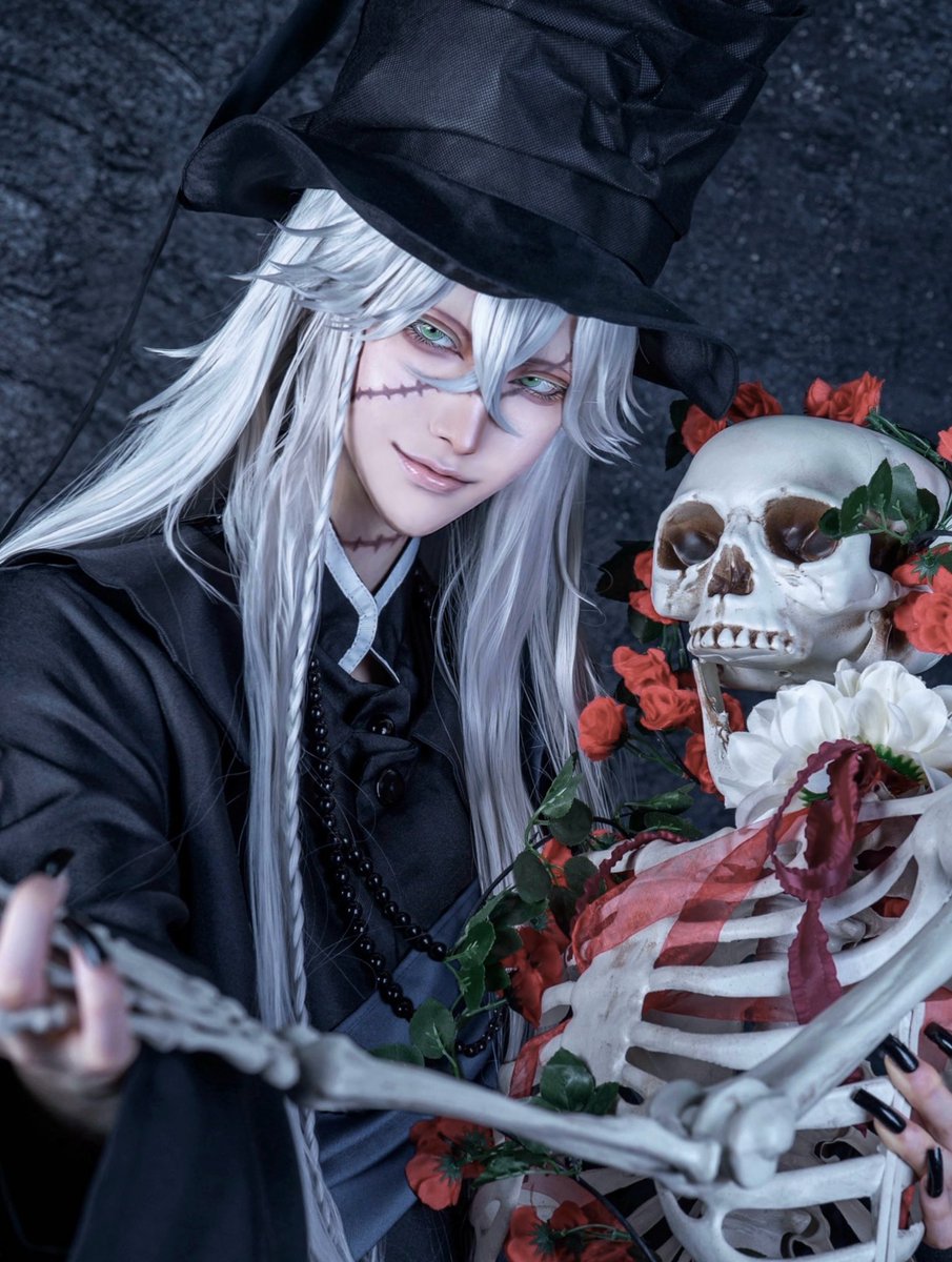 bon_cos_1129's tweet photo. 黒執事🪦Blackbutler

葬儀屋 https://t.co/fsR09cJEUf