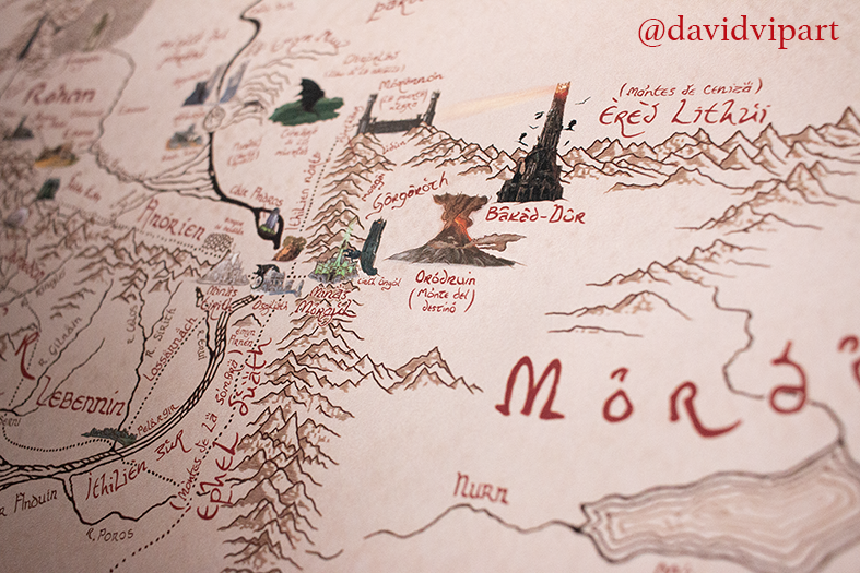 davidvipart's tweet photo. Rememora la trilogía de 'El Señor de los Anillos' con este mapa de la Tierra Media ilustrado a mano a lo largo de un año y caligrafiado con el estilo de letra de Frodo, Sam, Bilbo, Gandalf y Aragorn 🪶 https://t.co/8O1H7wnjky