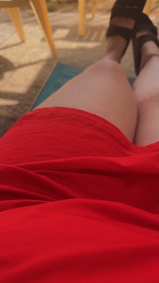 MmeF0201's tweet photo. Au soleil pour ce #lundigambettes , et soirée jacuzzi ce soir ✨😈 
@PartageDefiHot https://t.co/WYW42TaMBJ