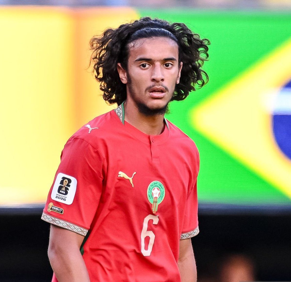 ActuFootMaroc's tweet photo. 🚨🚨 𝗕𝗥𝗘𝗔𝗞𝗜𝗡𝗚 | 𝗖𝗢𝗡𝗧𝗥𝗘 𝗧𝗢𝗨𝗧𝗘 𝗔𝗧𝗧𝗘𝗡𝗧𝗘, 𝗔𝗬𝗬𝗢𝗨𝗕 𝗕𝗢𝗨𝗔𝗗𝗗𝗜 𝗡𝗘 𝗗𝗘𝗩𝗥𝗔𝗜𝗧 𝗣𝗔𝗦 𝗤𝗨𝗜𝗧𝗧𝗘𝗥 𝗟𝗜𝗟𝗟𝗘 𝗖𝗘𝗧 𝗘́𝗧𝗘́. 🇲🇦😳

Par ailleurs, le LOSC n'a toujours reçu aucune offre officielle pour le crack marocain. ❌

(CHK TV/@Isma_CHK) https://t.co/S7R6xIeSpt