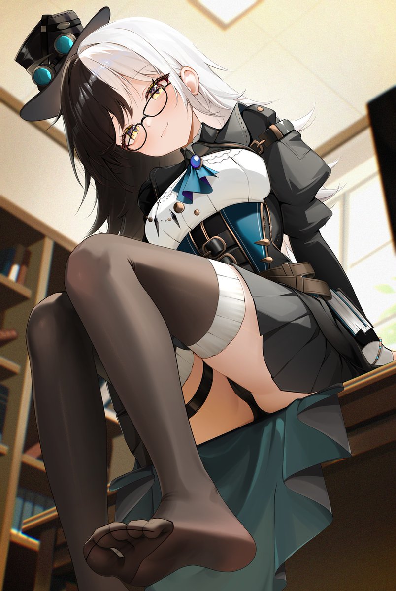 doremo_ART's tweet photo. いたずら好きの魔法使い

#黒タイツ #女の子 #足裏 https://t.co/IRxTb2ILVk