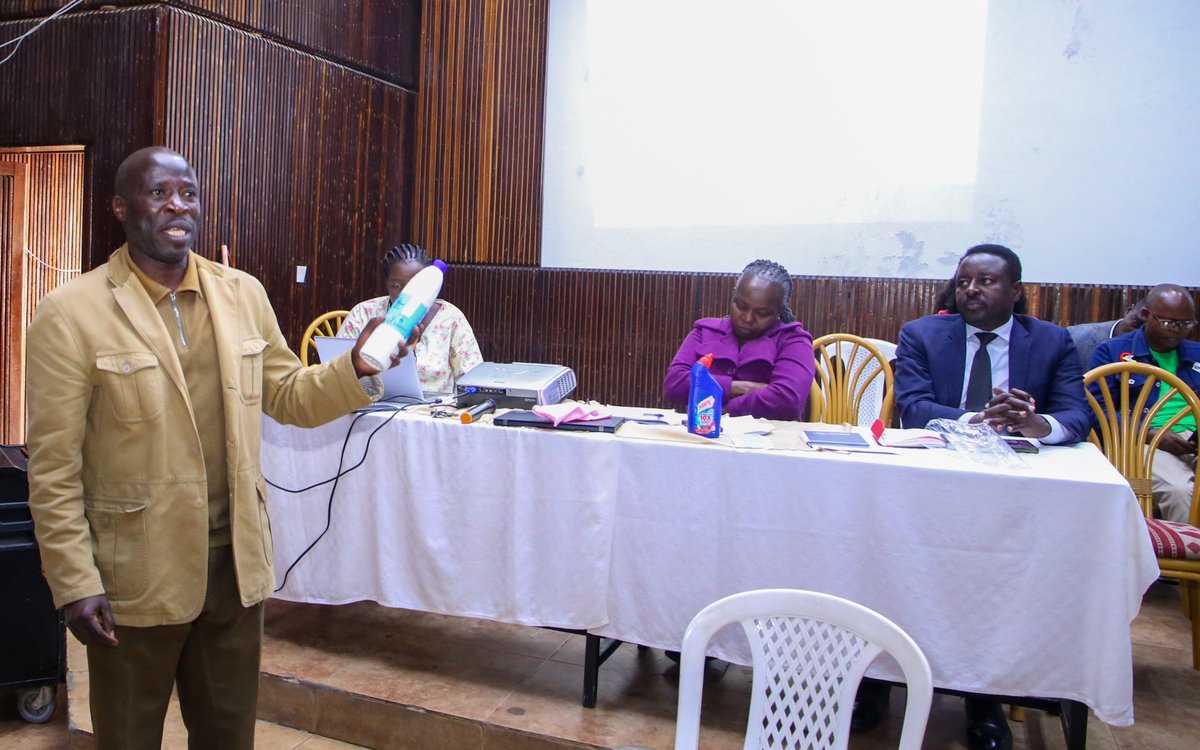 TU_Kenya's tweet photo. 3) The training was facilitated by Dr. Argwings Kodhek, Chief Medical Officer, Health, Safety and Wellness.

It was attended by senior staff from the Human Resource Services &amp; Registry Department and representatives of the KUDHEIHA TU-K Chapter, https://t.co/y9OLorv9ch