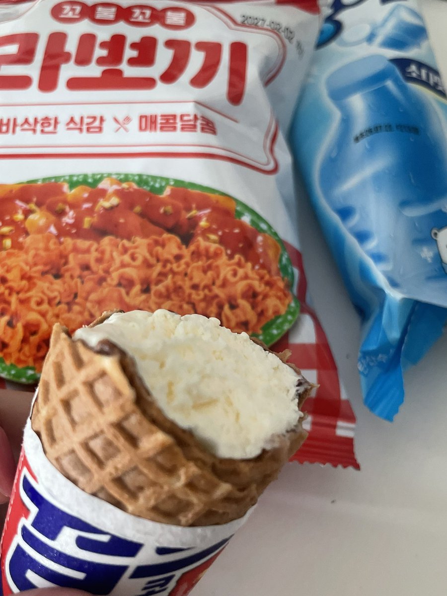 naediet's tweet photo. 아침-계란찜
점심-계란찜 + 닭가슴살 쏘야
저녁-월드콘,뽕따,라볶이 https://t.co/OKz5emUoxp