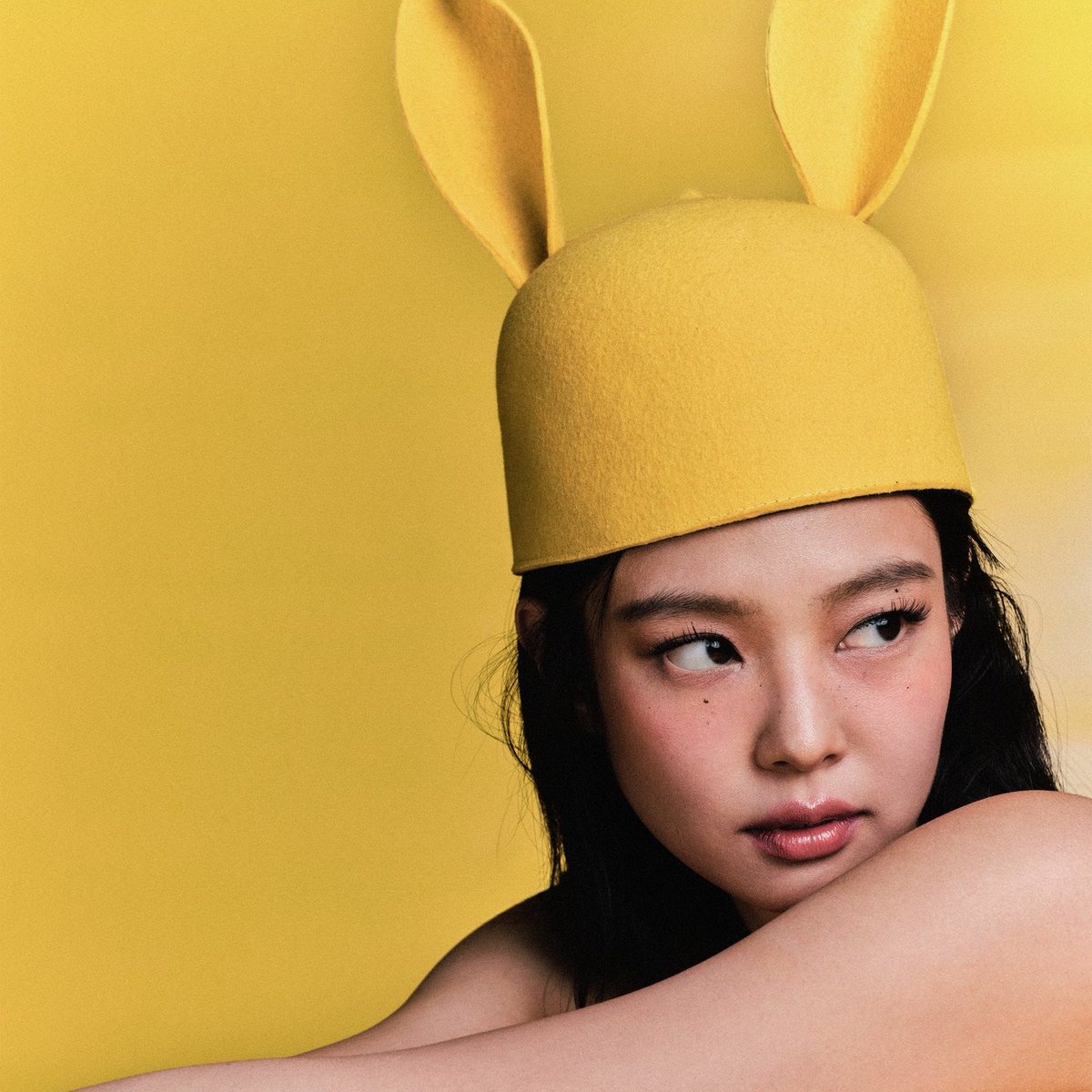 NEWSJENNlE's tweet photo. After the second album is out and the festival circuit is finished, #JENNIE confirms that she would be taking a break. https://t.co/iXauvU0HSS