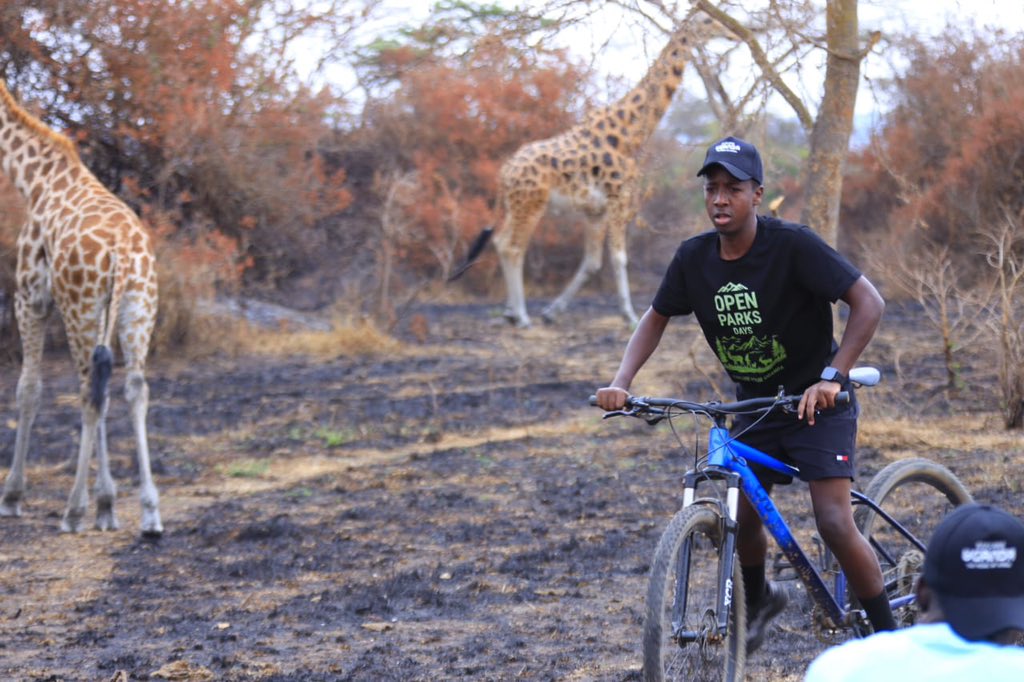 ugwildlife's tweet photo. Lake Mburo NP offers unforgettable encounters with wildlife, accessible roads by any car, quad bikes and Nature walk. As Ag. Chief Warden William Kwesiga Karamagi says, it's truly a friendly park that's easy to visit and impossible to forget. #UWAOpenParkDays
📸@ManuelMawejje https://t.co/PMHEAMIOth