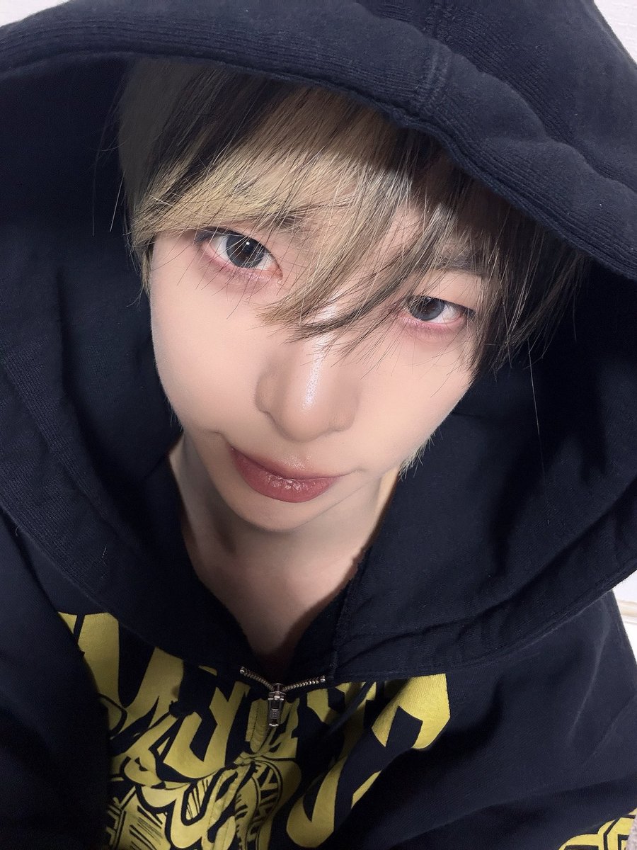 Nlu3Zx's tweet photo. https://t.co/ivVlJXBSSm