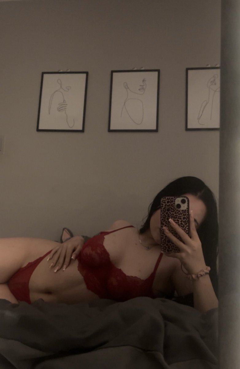 pawurited's tweet photo. dm me to trade (i rate too) https://t.co/hkdUKPXukY