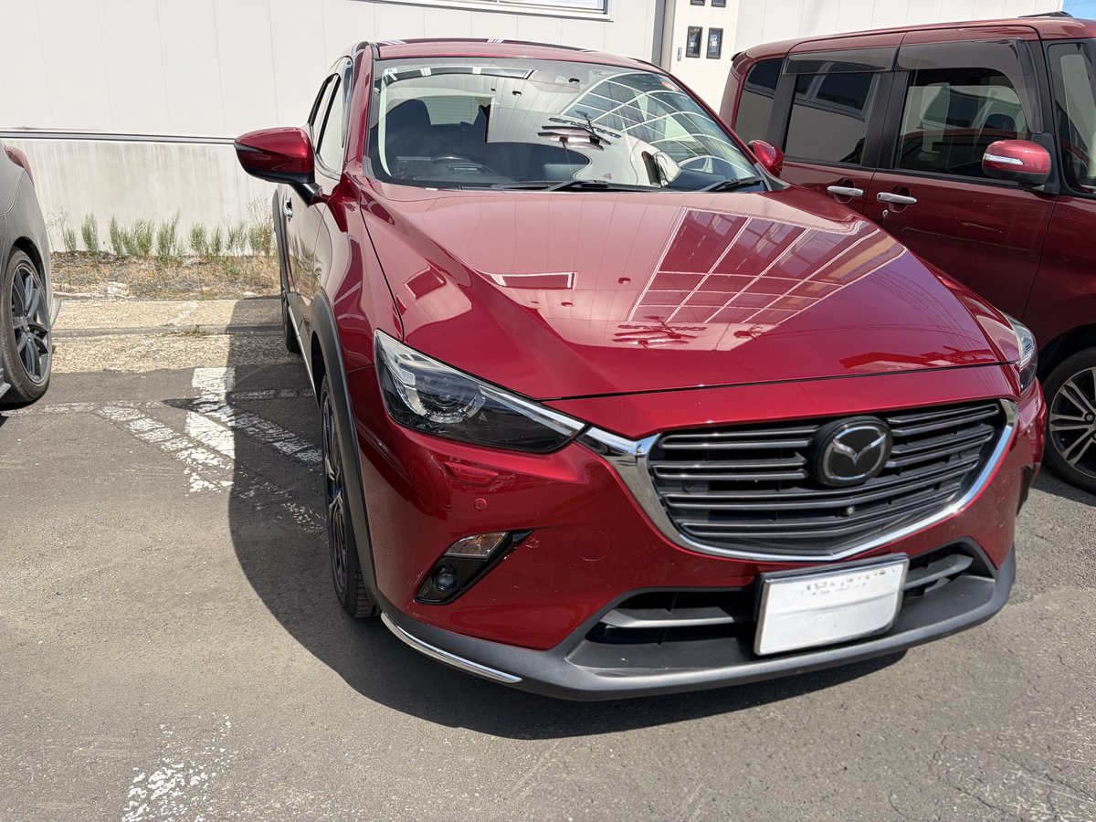 GJ2AP_0817's tweet photo. 60入院中の代車はCX-3 20Sだった✌️ 
コンパクトカーなのに2リッターエンジン、18インチ、パワーシートって豪華だなー笑 https://t.co/fG0SiDHnsM