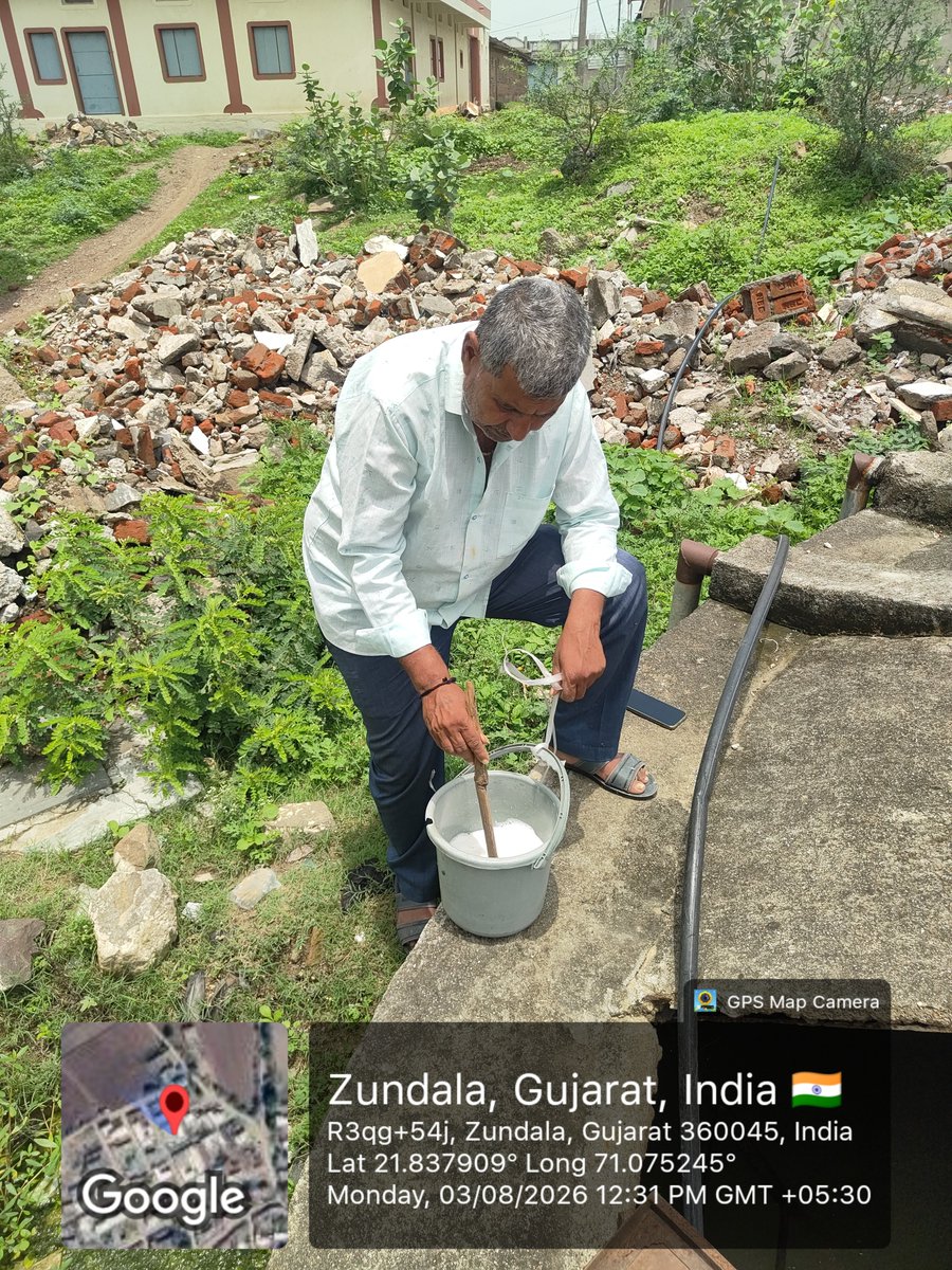 HWC_Zundala's tweet photo. આજરોજ આયુષ્યમાન આરોગ્ય મંદિર ઝુંડાળામાં ગ્રામ પંચાયતના ચંપમાં સુપર ક્લોરીનેશન કામગીરી કરવામાં આવેલ @SbccHealth @RjtTho_jasdan @RajkotCdho00031 @HealthDeptGuj @PravinGondali13 @deshani_manish @ZundalaGPRaj @surela_pun16 https://t.co/rqSU9ndEyV