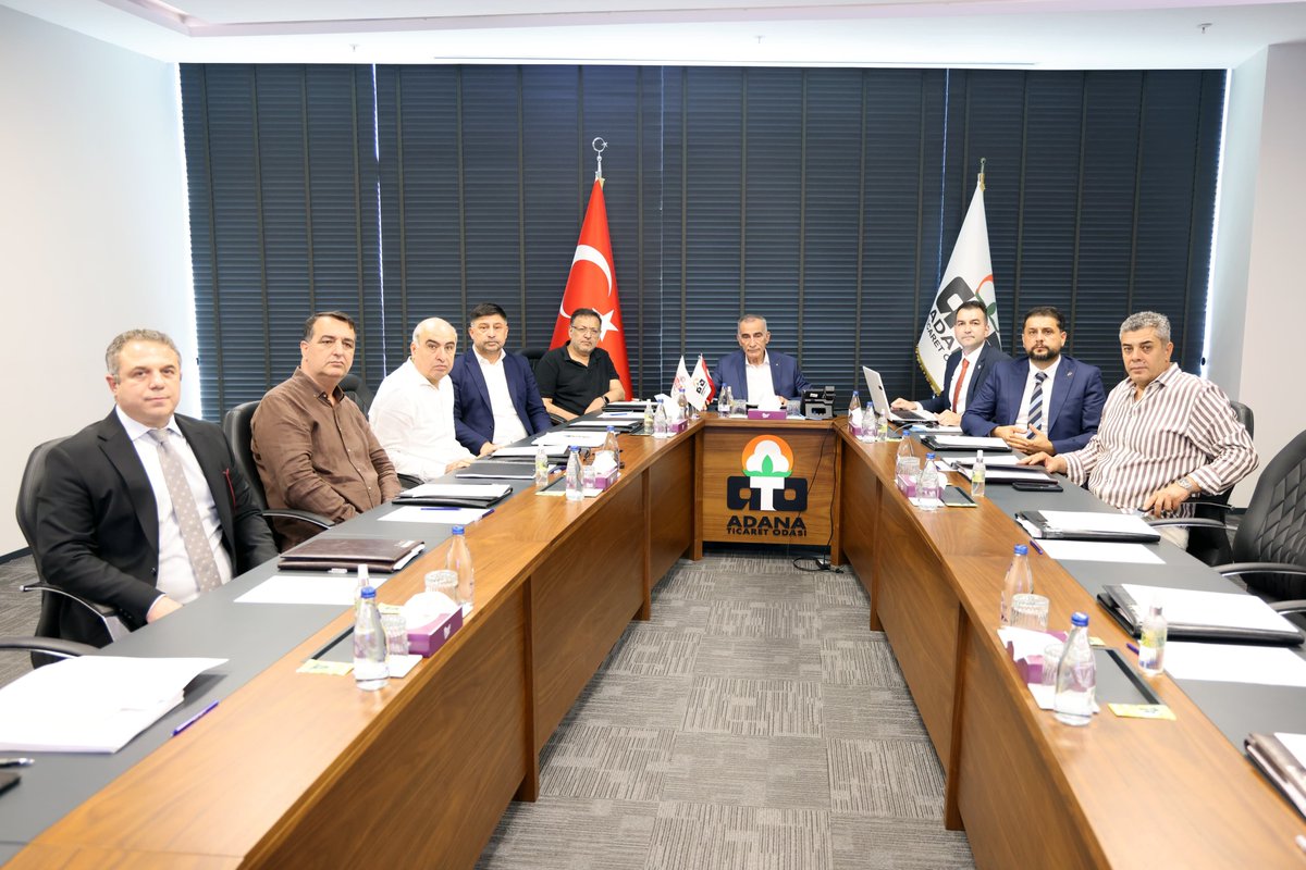 adanaticodasi's tweet photo. Haftalık Olağan Yönetim Kurulu Toplantımız, Yönetim Kurulu Başkanımız Yücel Bayram başkanlığında gerçekleştirildi.

Toplantıda gündem maddeleri kapsamlı bir şekilde ele alınırken; Odamızın sürdürdüğü faaliyetler, üyelerimizin talep ve beklentileri doğrultusunda değerlendirilerek önemli kararlar alınmıştır.

Alınan kararların üyelerimize ve Adana’mıza değer katmasını temenni ediyor, hayırlı olmasını diliyoruz.

#AdanaTicaretOdası
#BirlikteGüçlüEkonomideÖncü