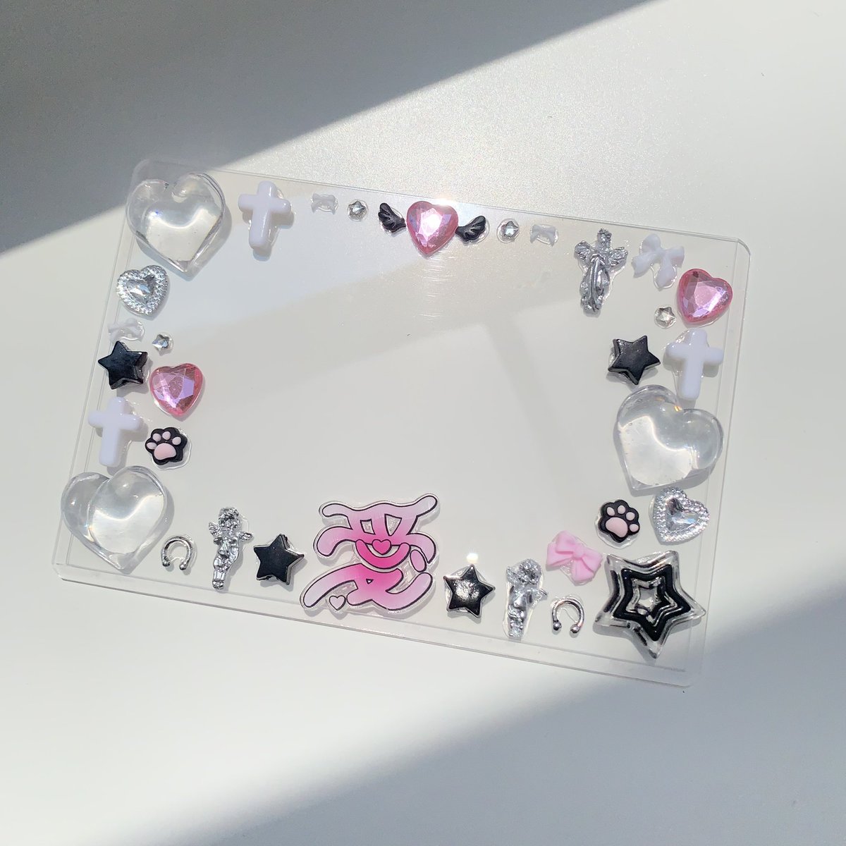 fmdeco_x's tweet photo. 通販で即完だったブロマデコも明日15時に追納します🎀愛🎀

うるうるきらきら➰にドでか愛をアピールしよう😭💞💕

#カワクリpopup 大阪梅田 hepfiveで開催中☆ https://t.co/E0prKPlR1T