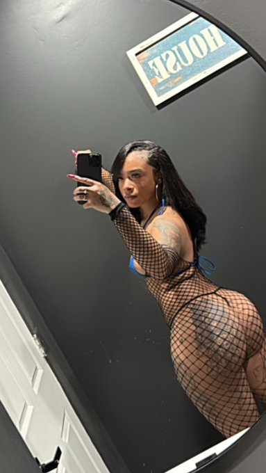 thatsaj_2's tweet photo. Text ft sexting or content 
https://t.co/ClPwqbpRbY https://t.co/zZ8irfMcb6
