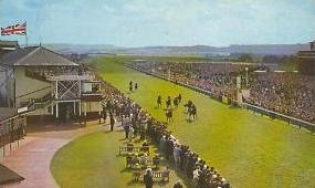 MikeWass2's tweet photo. OTD 1965 Willie Carson rode out his Apprentice claim when Sam Armstrong-trained Regal Bell won Bransdale Nursery H'cap @Redcarracing. Willie's first ride was at the course - 5th on Marija in 1959. Career: 5-times Champion, 3,828 wins + 17 British Classic Races.🏇#RacingMemories https://t.co/HZT4pFUTqR