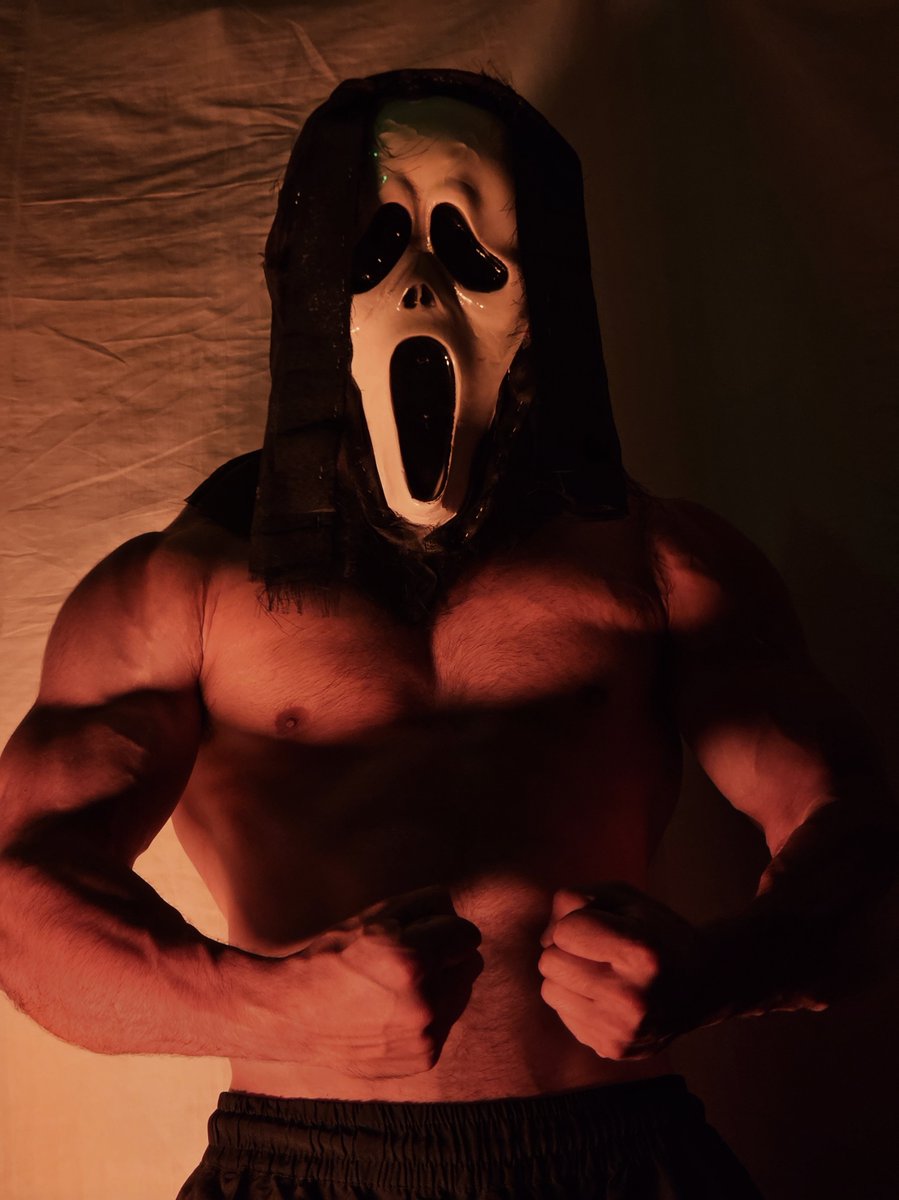 skullreign9's tweet photo. https://t.co/i95zi5GVpK