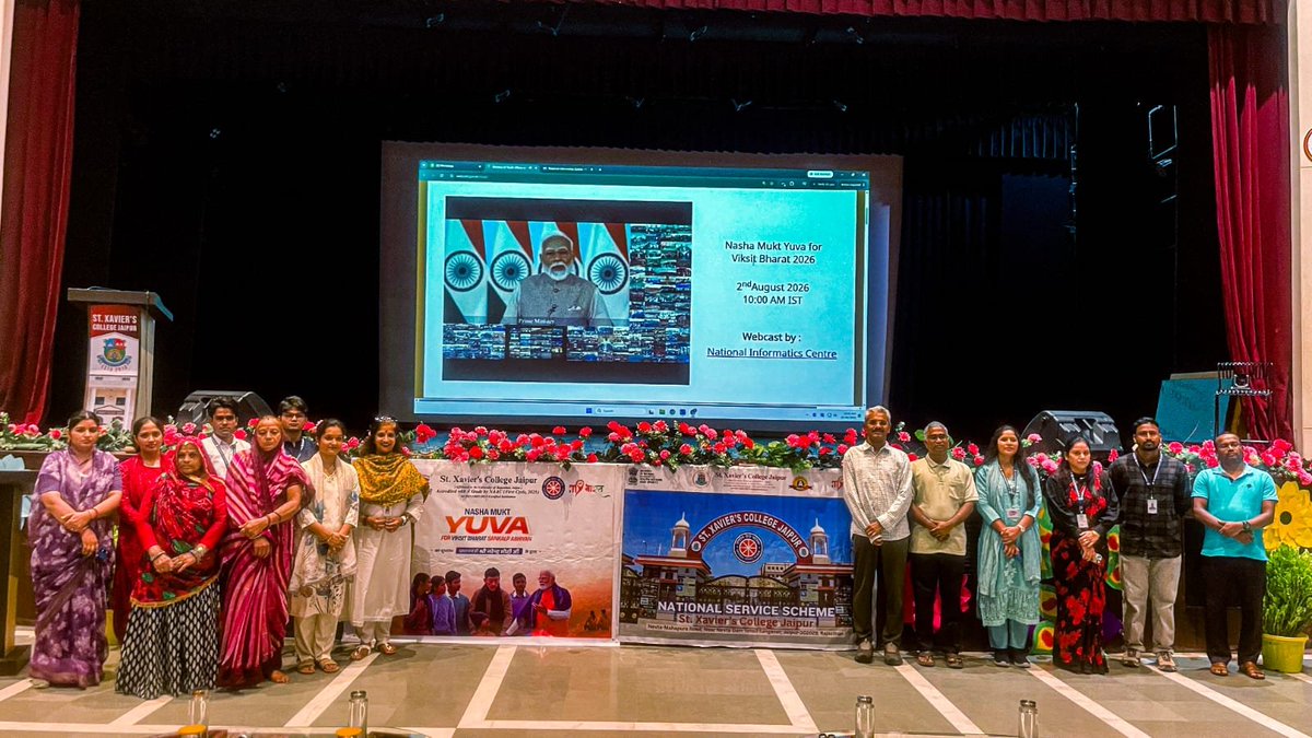 NssRajasthan's tweet photo. #genzagainstaddiction #viksitbharat Nasha mukt yuva for viksit Bharat sankalp abhiyaan @PMOIndia @narendramodi @RajCMO @mansukhmandviya @_NSSIndia Live webcast of Honble PM watched by students, faculties and residents of nearby villages at St.Xaviours PG College Jaipur. https://t.co/MuXRq7zFx3