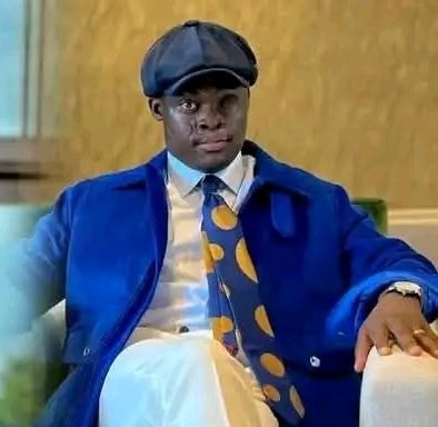henochkabala's tweet photo. Ils ont eu compassion de lui Personne n’a pas retenue  les larmes ,méchant que vous êtes  vous moquez des qui si les M23 tuent dans l’Est mais vous ne cessez d'assassiner des milliers des Congolais, bazanga mawa. Ils détourne sans pitié, OGFRM,DGI,IGF C’est pour leurs familles. https://t.co/Lem0G63Nnd