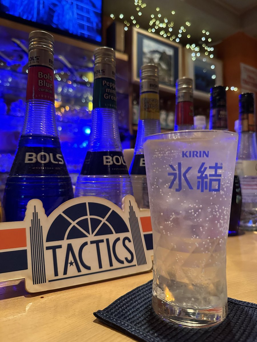 sh_tactics's tweet photo. 8/3(月)、新橋TACTICSの営業時間は19:00-24:00です

本日もマサアキがお待ちし��おりまーす😉 https://t.co/uEKDqEseWk