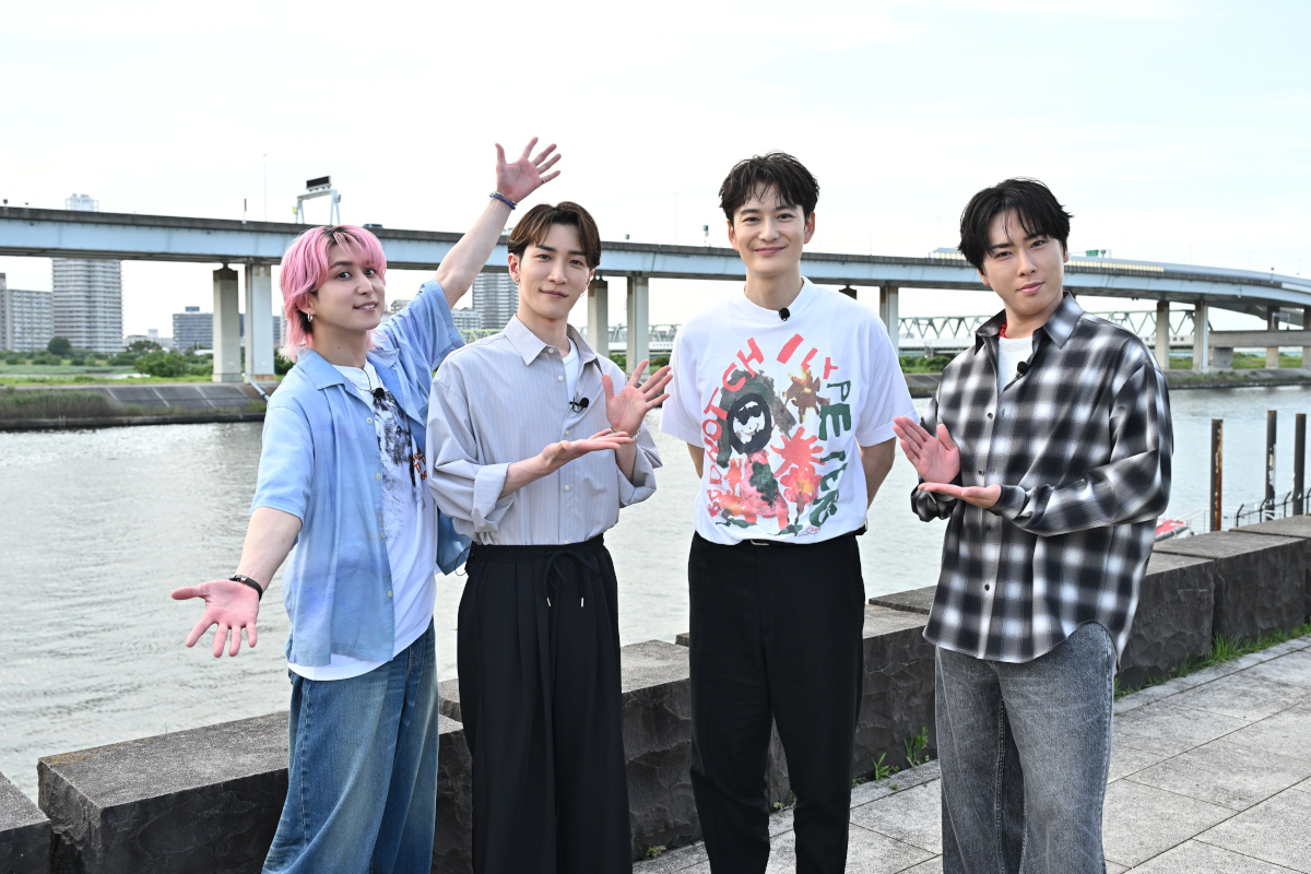 oricon's tweet photo. 『Snow Man 佐久間 渡辺 宮舘の江戸川会』
第2弾、8/14(金)放送決定🩷💙❤️
⠀
佐久間大介＆渡辺翔太＆宮舘涼太
江戸川トリオがお酒片手に台本なしトーク🍺
⠀
岡田将生も”番宣なし”で再び出演志願
1回目が「とにかく楽しすぎた」🎳
3人と交流のある大物ゲストも
https://t.co/2trTfruZqx
⠀
#江戸川会 https://t.co/CszrSY6VhV