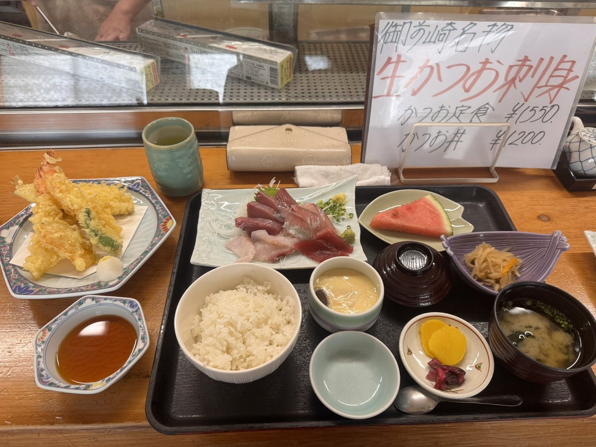 mochi3_game's tweet photo. 一生食ってる https://t.co/2fbjQqxM6P