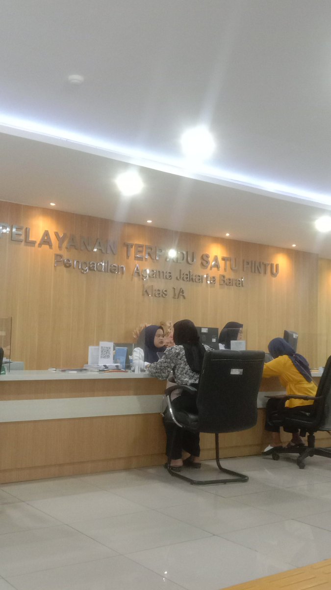 triyanital's tweet photo. Diem diem ehh sampe ke sini juga https://t.co/aJxJvTe7nM