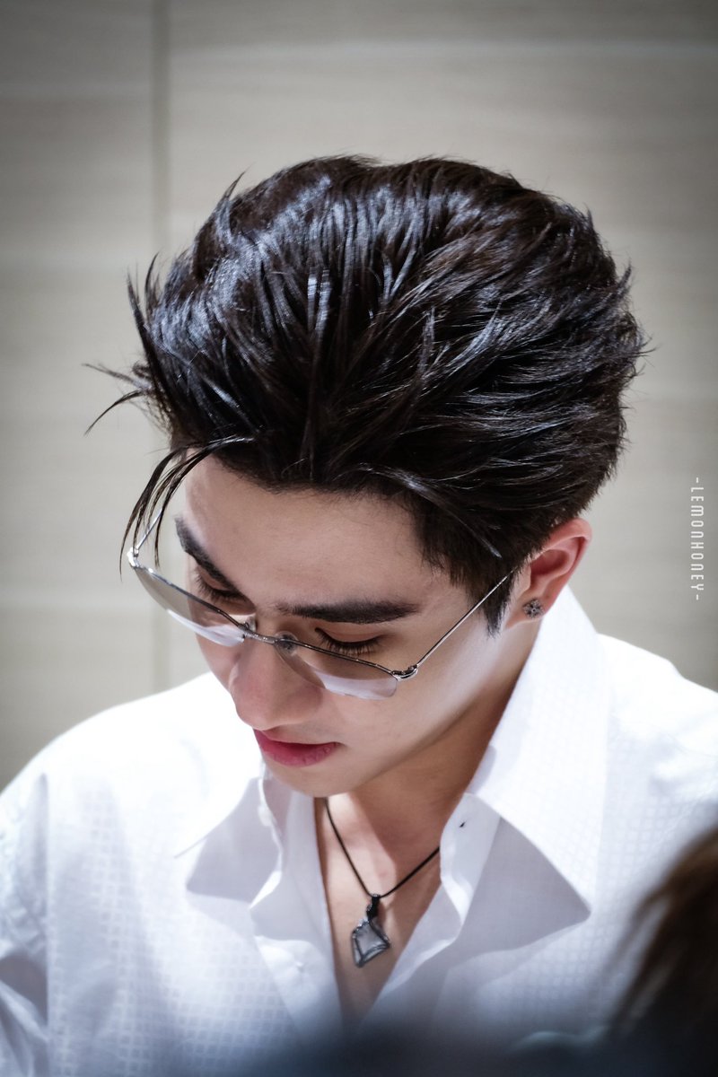 _lemonhoney's tweet photo. คนที่พร้อมทำร้ายหัวใจพี่สาวคนนี้ 😳🙃❤️‍🔥❤️‍🔥

PSD MOGULARRIVAL FS26

#งานมหกรรมนิยายนานาชาติ2026xPerthSanta
✦ #PerthTanapon ⸝⸝ #KDPPE ⋆ ࣪. https://t.co/Spcx4VU7x7