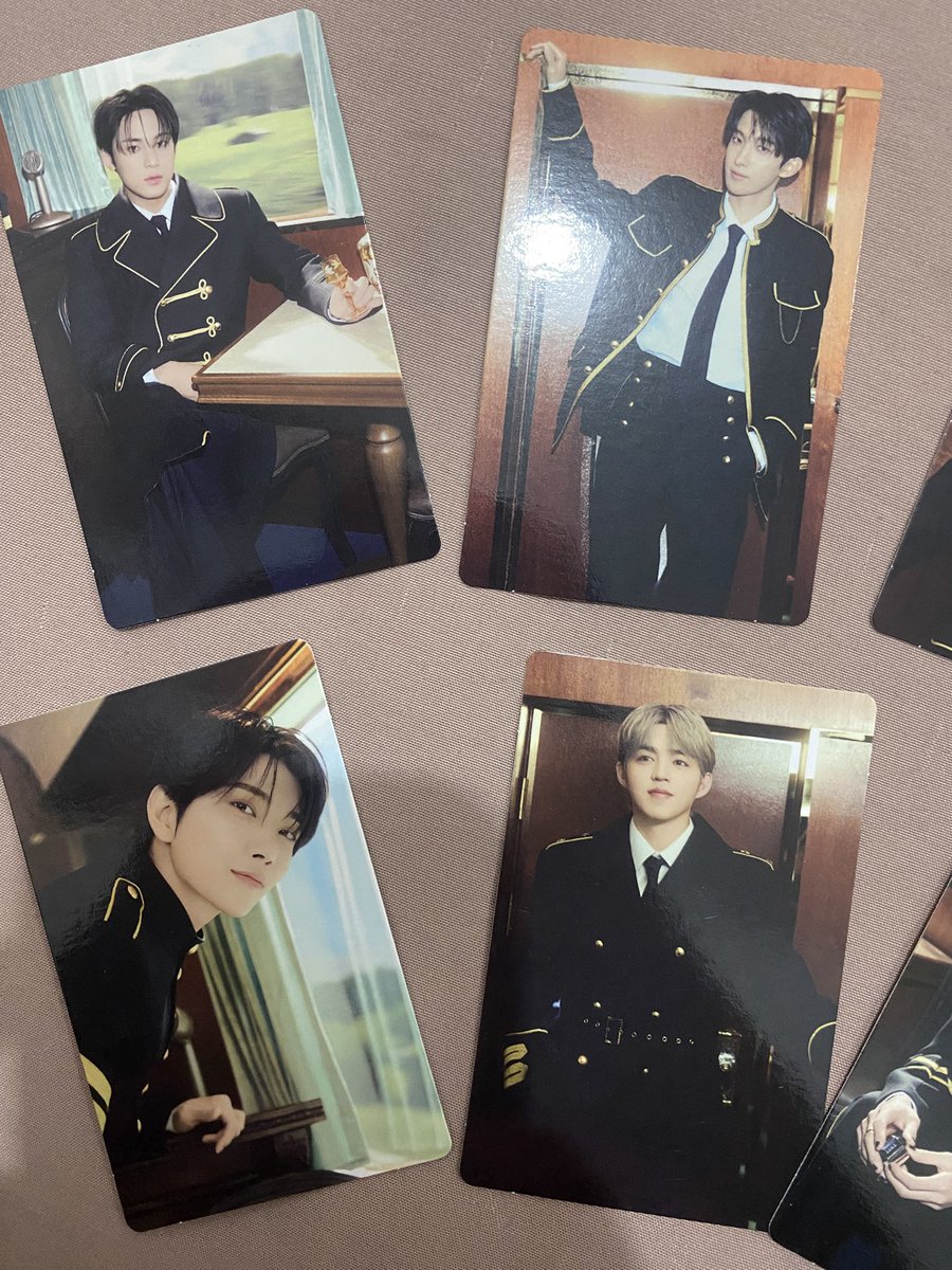 Fangrilingaw's tweet photo. 📦 SEVENTEEN CARATLAND 2026 TRADING CARD SET 📦

• Official
• 110k
• Bisa CO Shopee

📌 IDN

Bisa Nego, DM kalau minat ya dan boleh minta Videoin 🩷🩵

#seventeeen #Dino #Seungkwan #Scoups #Mingyu #Dk #Joshua #Jun #The8 https://t.co/8EBGrbJqIl