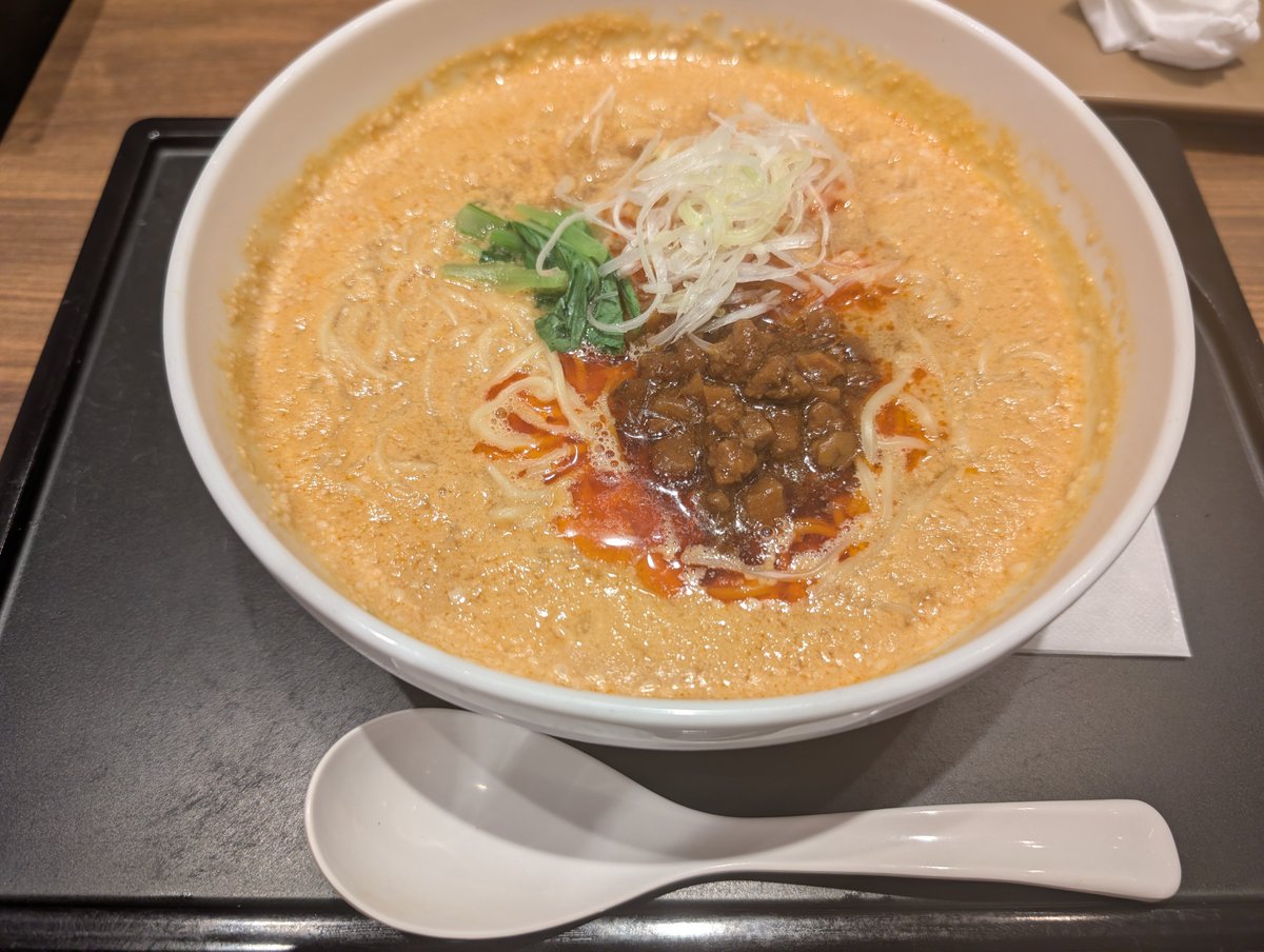 shingomikami's tweet photo. 本日の担々麺😚 https://t.co/mbOh1QGLzr
