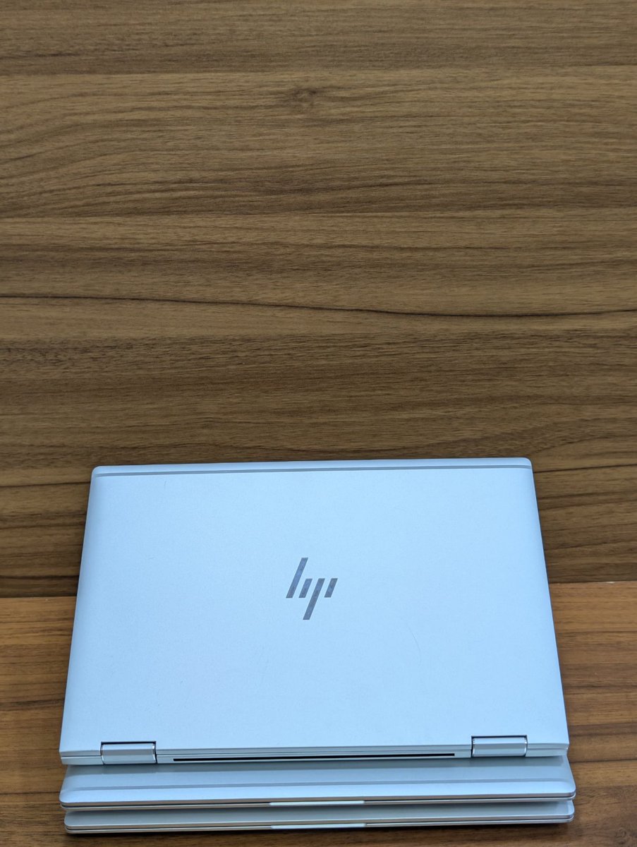 minnaboy45's tweet photo. HP Elitebook x360 1030 G4
13" 2-in-1 Touchscreen Display 
Intel i7-8th Gen 
16GB RAM | 512GB SSD
Backlit Keyboard 
Face ID • Fingerprint 
Laptop + Charger ONLY 
N430K 
#hp #fingerprint #16gb513ssd https://t.co/r3JlBaJs47