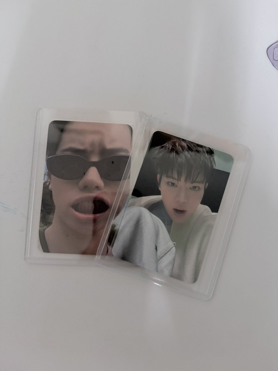 aqualethee's tweet photo. ได้รับของเรียบร้อยคับบ โอยูลหล่อและต๊องสุดๆ #yokureview https://t.co/00ifdSMGbT
