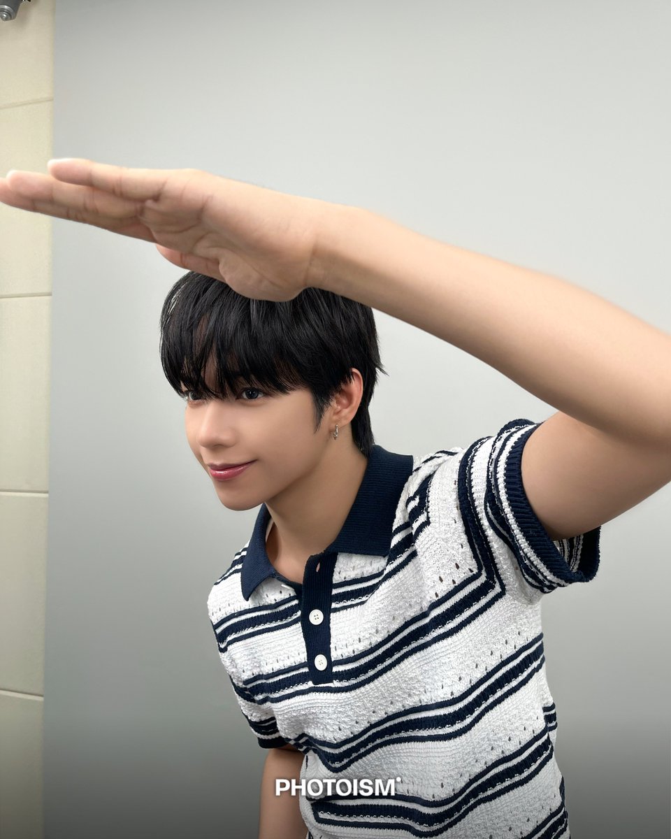 photoism_behind's tweet photo. @AHOF_official https://t.co/c3iLKbR32w