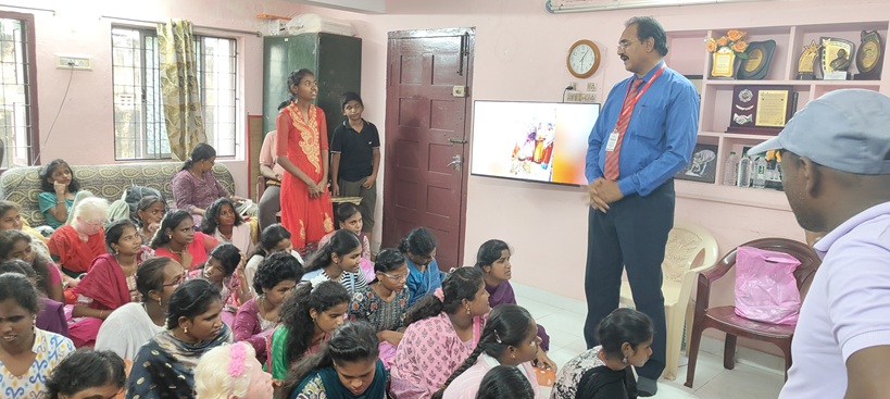 INDIACSR's tweet photo. 👩‍🦯 Empowerment begins with opportunity.

CSR: @Belstar_MFL  Provides ₹6.50 Lakh to Empower Visually Impaired Women
 https://t.co/Tvk5BbS6rI

#BelstarMicrofinance #CSR #WomenEmpowerment #DisabilityInclusion #IndiaCSR https://t.co/08MGbfy0Zc