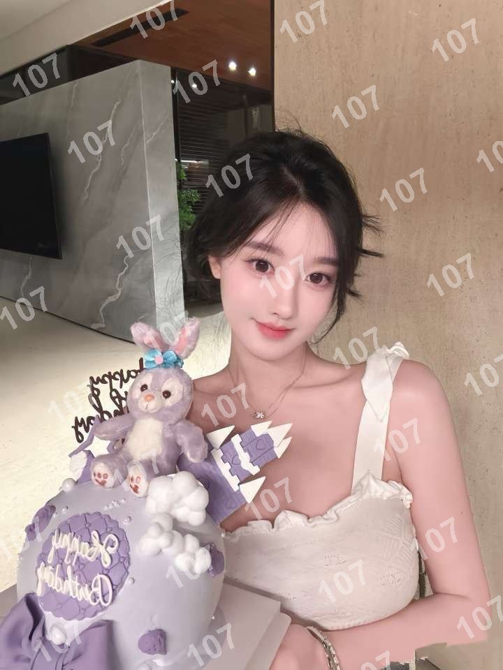 glsrdl's tweet photo. 大同市云冈区文化广场

琏係👉🏼❌：@choibaby333（失联看主页第一条帖子，转发或者截图页面可效率通过）

#大同

#山西

只要你要、只要我有，倾我所能、尽我所有。我给过你的，给不了第二个人。你给过我的，也请不要再给第二个人。 https://t.co/PYZ3cZtLCW