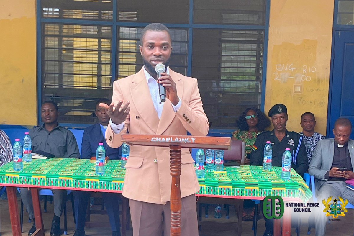 PeaceCouncilGH's tweet photo. 🕊️ A New Generation of Peace Ambassadors Emerges at #Asesewa SHS!
The Eastern Regional @PeaceCouncilGH has introduced a #PeaceClub at Asesewa Senior High School, with students enthusiastically volunteering to join and champion peace within their school and community.
The initiative formed part of a Peace Education engagement that reached approximately 600 students, equipping them with skills in dialogue, tolerance, inclusion and non-violent conflict resolution.
The Peace Club will provide a platform for students to take ownership of peacebuilding by promoting understanding, mutual respect and peaceful coexistence among their peers.
When young people choose peace, the future becomes brighter. 🕊️
#PeaceClub #YouthForPeace #NationalPeaceCouncil #PeaceEducation #AsesewaSHS #EasternRegion #PeaceAmbassadors #BuildingPeace