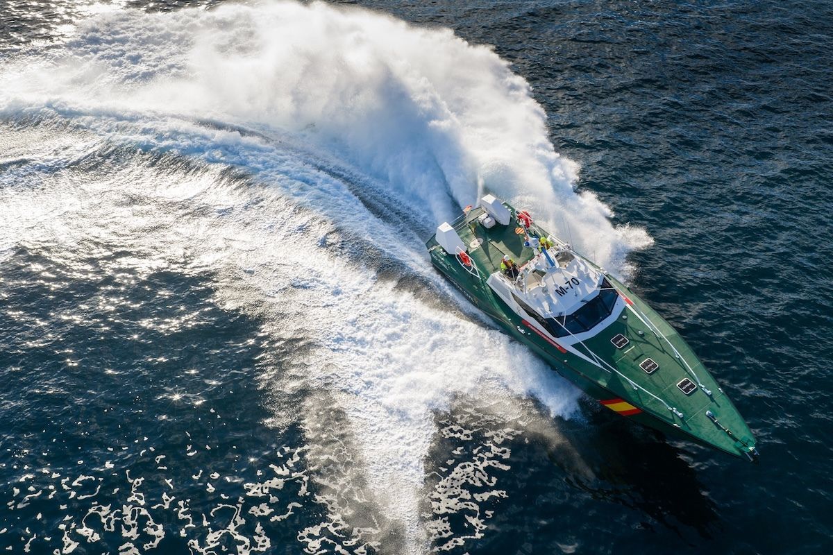 IPesqueras's tweet photo. #Naval | #Aister entrega la Río Odiel, la séptima de las ocho interceptoras de alta velocidad encargadas por la Guardia Civil.
🌊La embarcación consolida el modelo #HS60 como un referente en su segmento.
https://t.co/7zbPyN3wK0 https://t.co/AhHoacLiNw