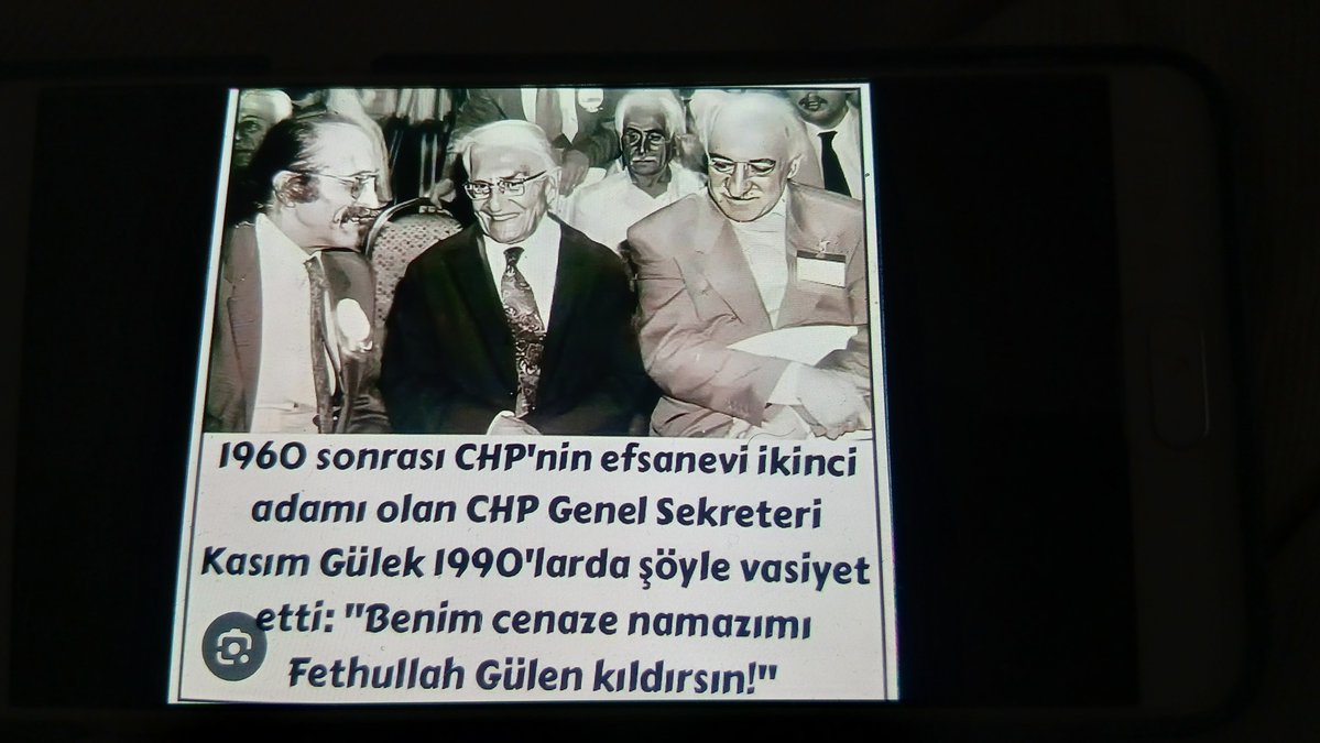 sadilguler36's tweet photo. @nedimsener2010 EMNİYET

TEMELDE
OLAN
BİTENİ 
BİLİYORMU. #cumhurbaşkanıerdoğan #devletbahçeli #kemalkılıçtaroğlu #muratkarayalçın #savcısayan #mehmetsevigen #hikmetçetin #muharremince #özgürözel #ekremimamoğlu #abdullahgül #barışyarkadaş #gürseltekin #özgürçelik #berhamşimşek #mustafasarıgül. https://t.co/hJmSNidlv6
