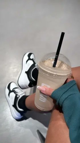 _farahalkurdii's tweet photo. I just received Morning Coffee from Anonymous via Throne! https://t.co/VgsGMZjsbL #Wishlist #Throne https://t.co/935uNZMzjF