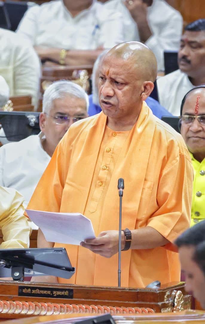 thisissanjubjp's tweet photo. आज उत्तर प्रदेश विधानसभा के मानसून सत्र-2026 का प्रथम दिवस प्रदेश के विकास एवं जनहित से जुड़े महत्वपूर्ण विषयों पर सार्थक विमर्श के साथ प्रारंभ हुआ।

माननीय मुख्यमंत्री श्री @myogiadityanath जी के यशस्वी मार्गदर्शन में प्रदेश के विकास, जनहित एवं जनकल्याण से जुड़े विषयों पर सार्थक चर्चा एवं विमर्श के माध्यम से उत्तर प्रदेश के सर्वांगीण विकास को और अधिक गति प्रदान करने हेतु हम प्रतिबद्ध हैं।
