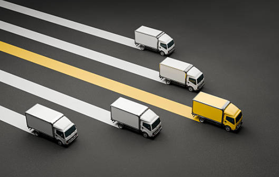 DepaoliStudio's tweet photo. Leasing, noleggio o acquisto? 🚗 La scelta della flotta aziendale impatta direttamente su costi e cash flow. Ecco la nostra guida rapida per scegliere bene e ottimizzare la tua gestione finanziaria. 📉 #FleetManagement #BusinessTips #Azienda #Leasing https://t.co/IibCzNudBx