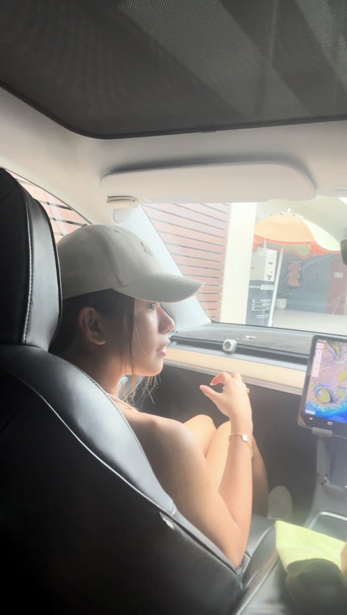 endedbyaiah's tweet photo. ganda talaga ni ssob kahit anong anggulo https://t.co/OVw2Gzp8n2
