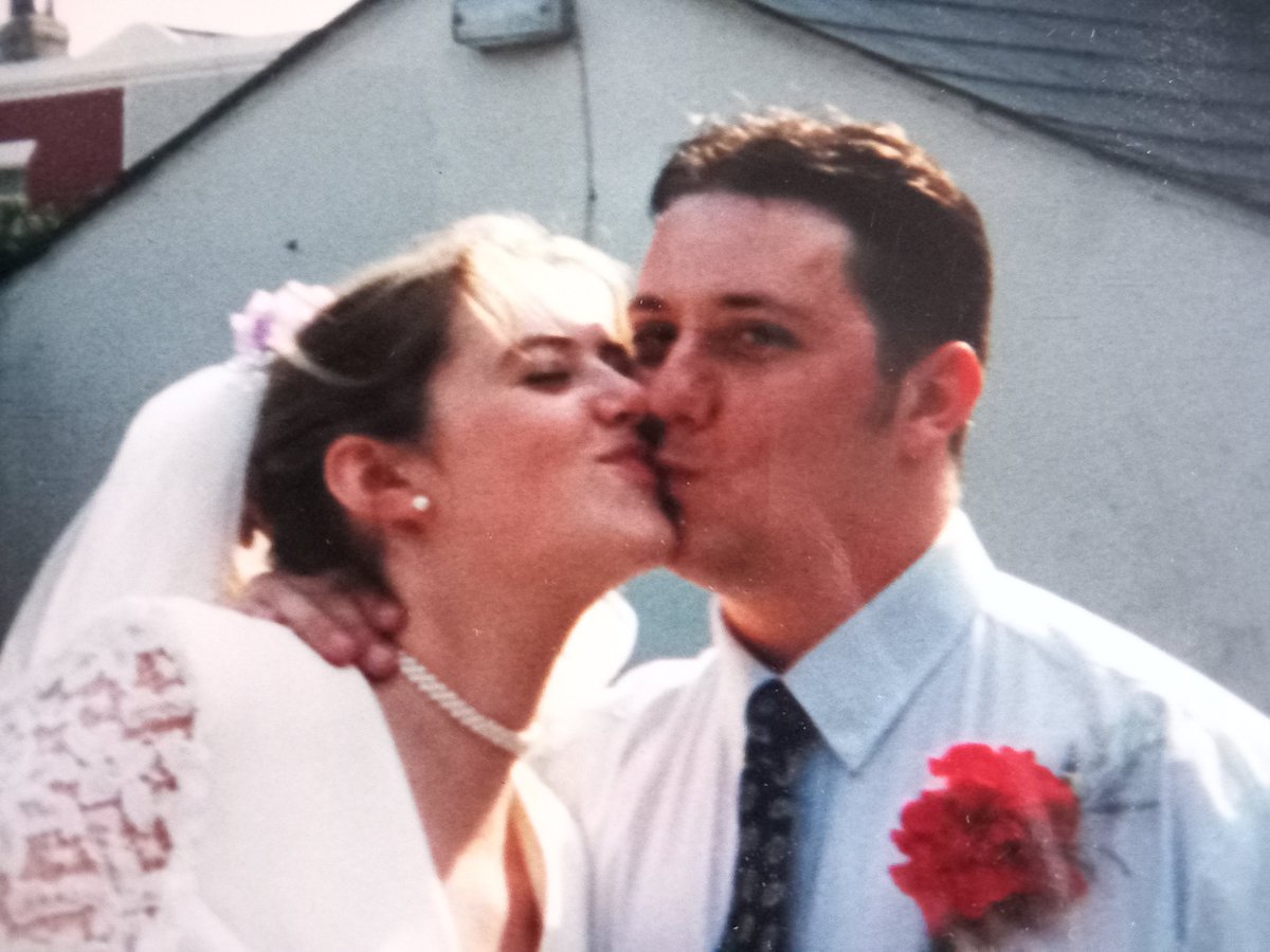 pagham2014's tweet photo. 30 years today!! 🎉🎉🎉🎊🎊 https://t.co/8o30Ckw58r
